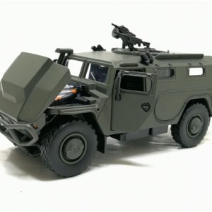Diecast armored truck Russian vehicle High Simulation 1:32 scale Alloy