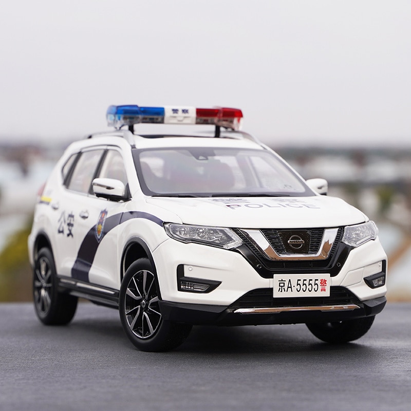 Diecast Nissan X-TRAIL Classic and Police car model 1/18 Scale Alloy 2018